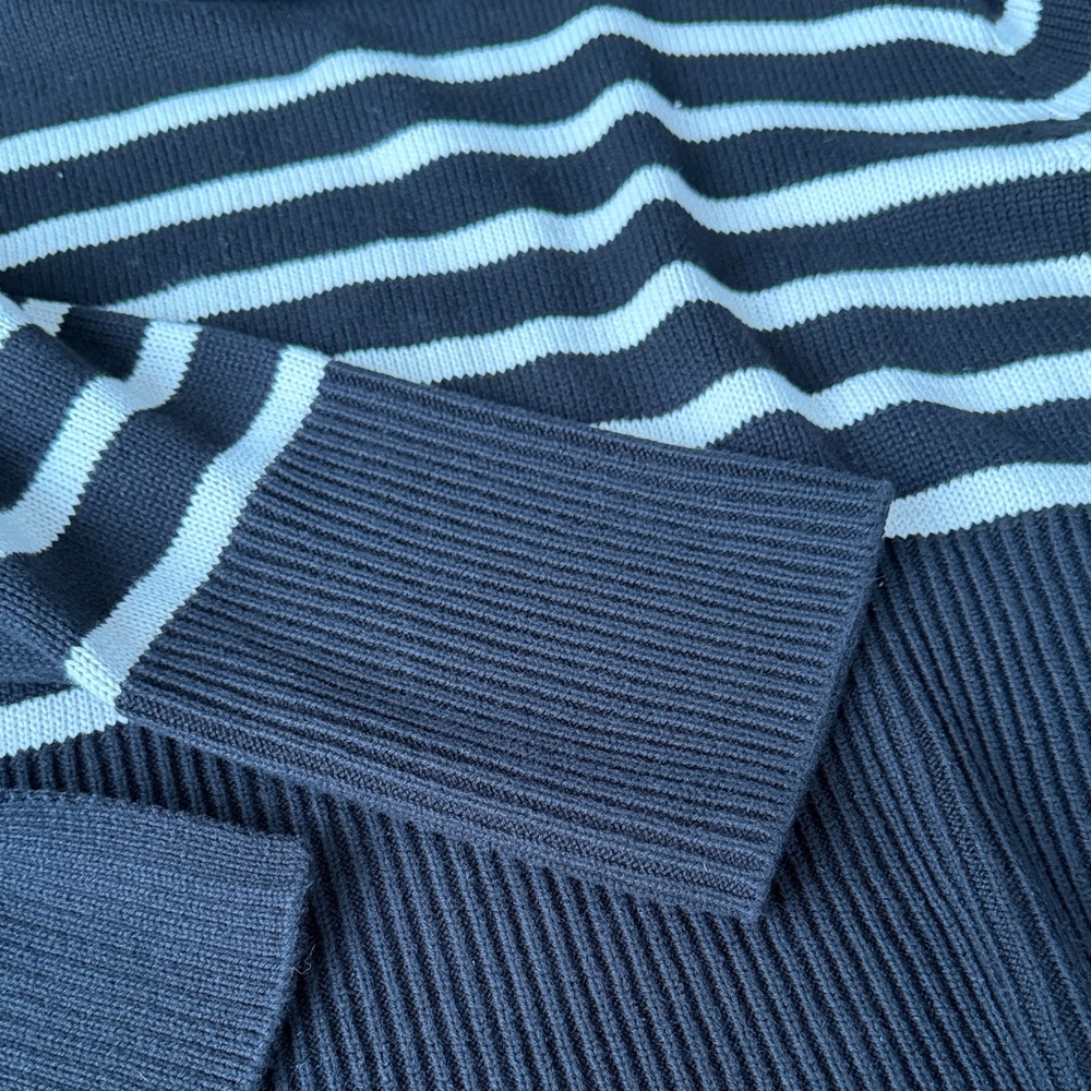 GAP Black and White Striped Turtleneck Sweater - Picture 5 of 5